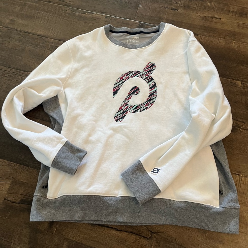 FOURLAPS x Peloton | Crewneck | Size XXL